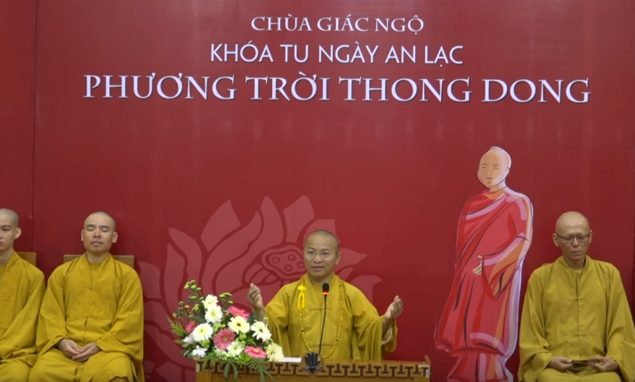 Biển đông lặng sóng và thoát Trung về Văn hóa