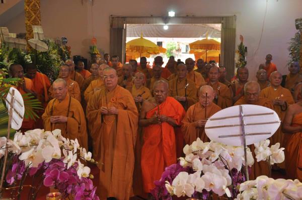 Trung ương Giáo hội viếng tang Trưởng lão Hoà thượng Danh Nhưỡng