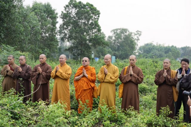 Ban Văn hóa Trung ương nghiên cứu và khảo sát thực tế Di tích Phật viện Đồng Dương