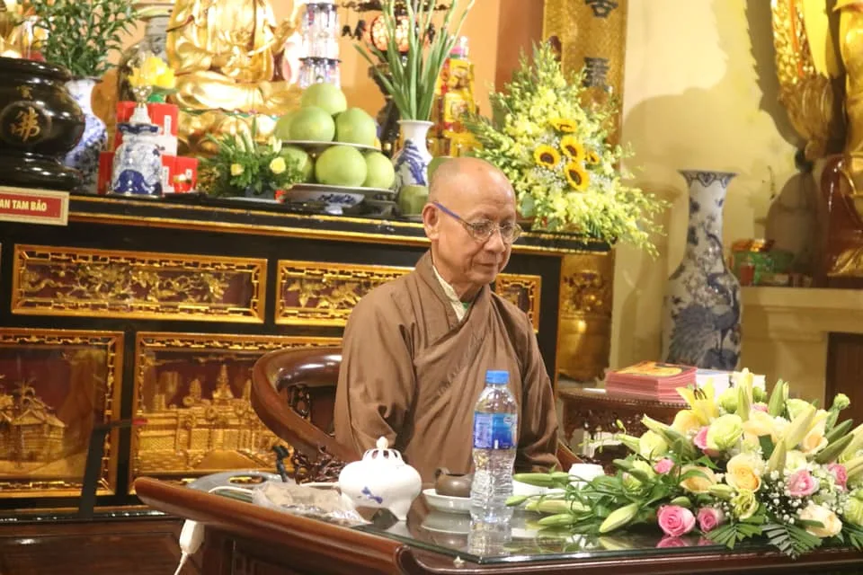 Hòa thường Thích Huyền Diệu nói chuyện tại chùa Yên Phú - Liên Ninh - Thanh Trì - Hà nội
