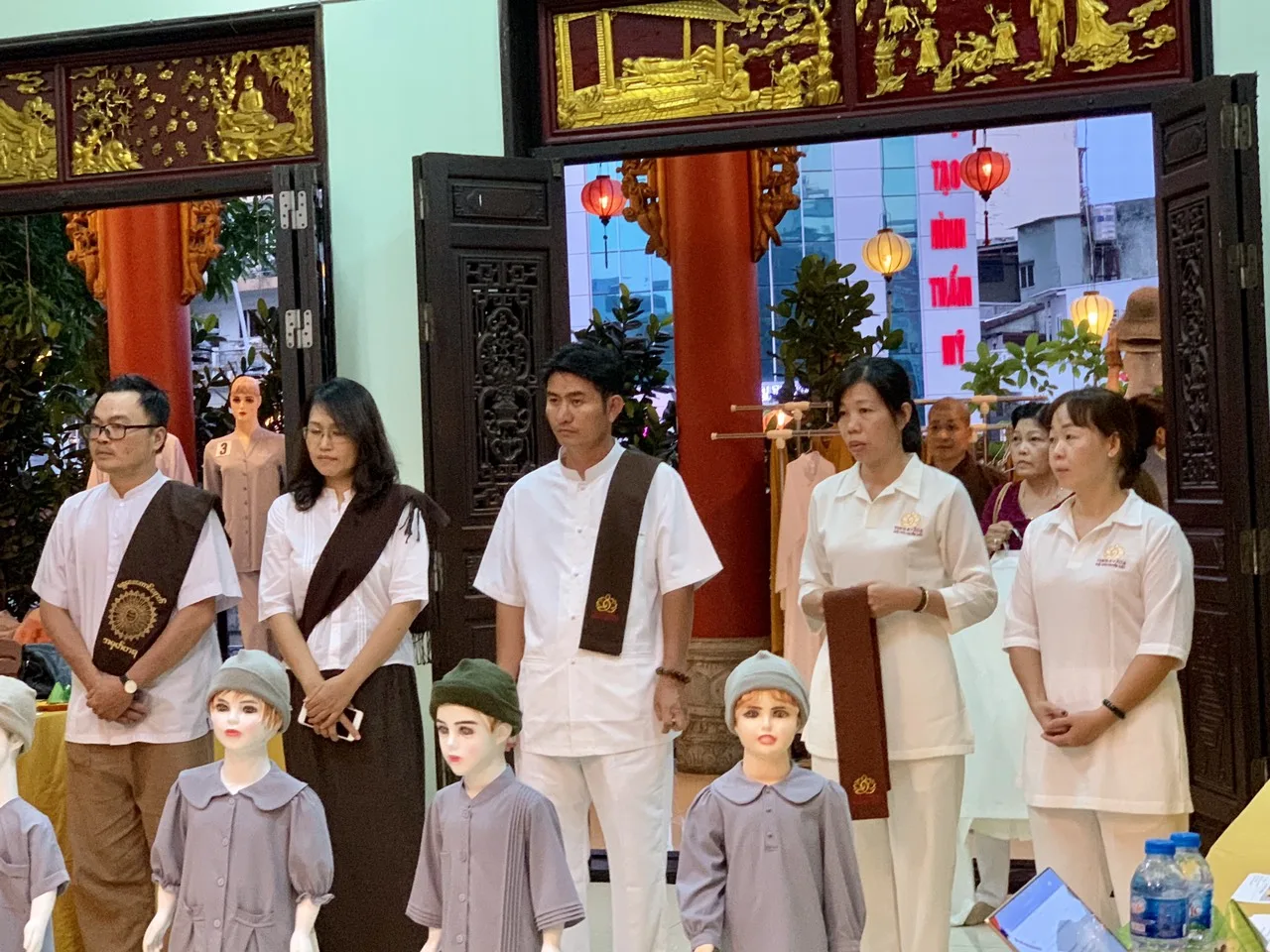 BẢN SẮC DÂN TÔC LÀ MỤC TIÊU TỐI THƯỢNG