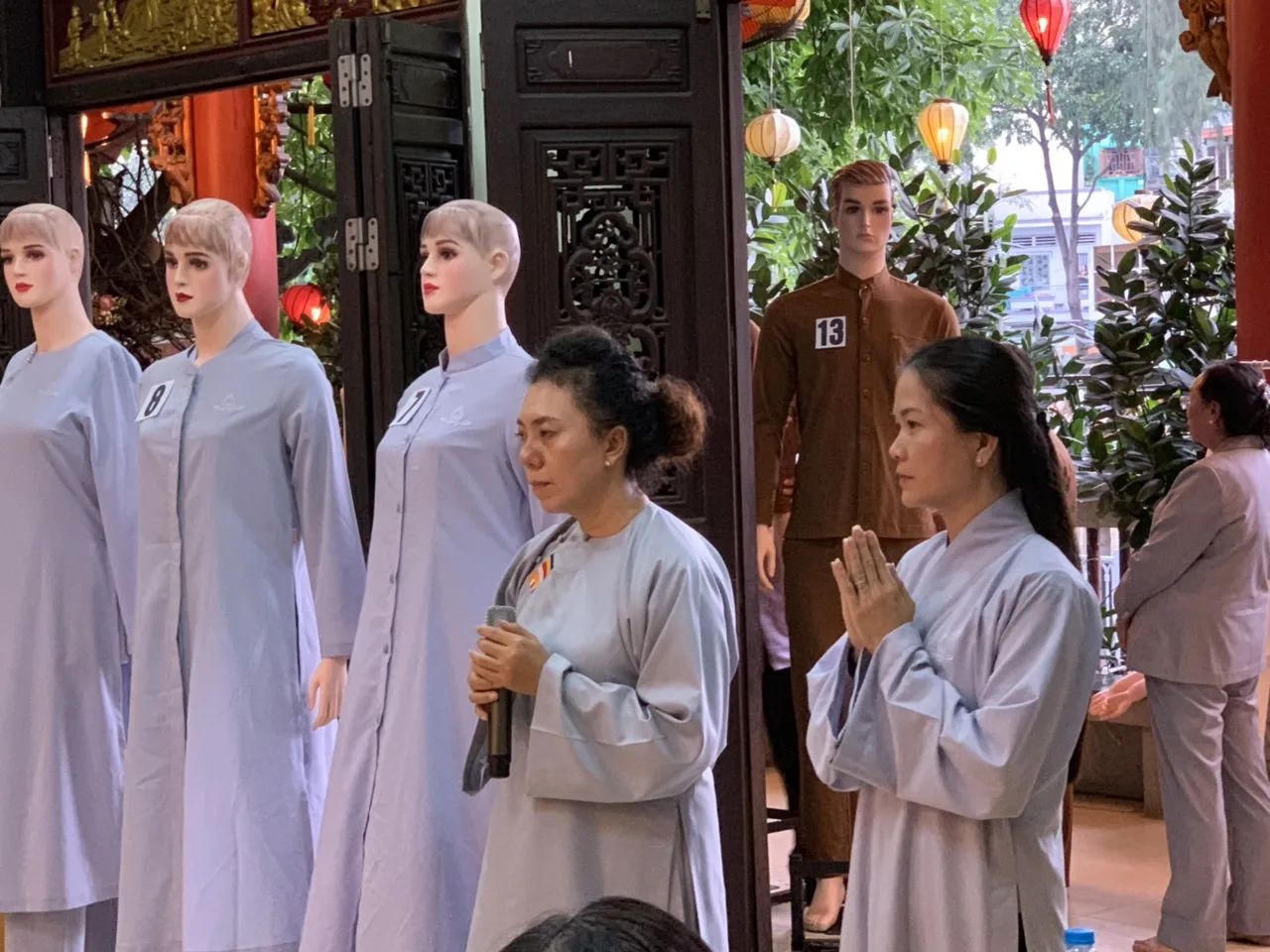 BẢN SẮC DÂN TÔC LÀ MỤC TIÊU TỐI THƯỢNG