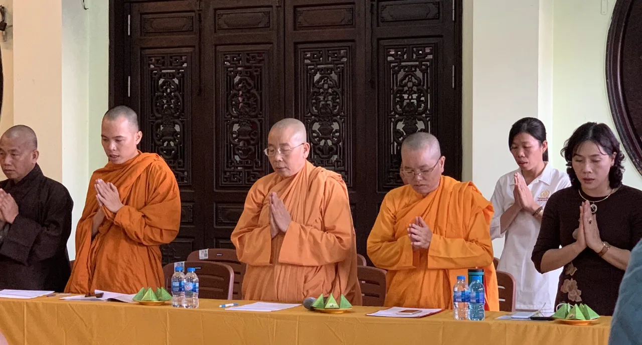 BẢN SẮC DÂN TÔC LÀ MỤC TIÊU TỐI THƯỢNG