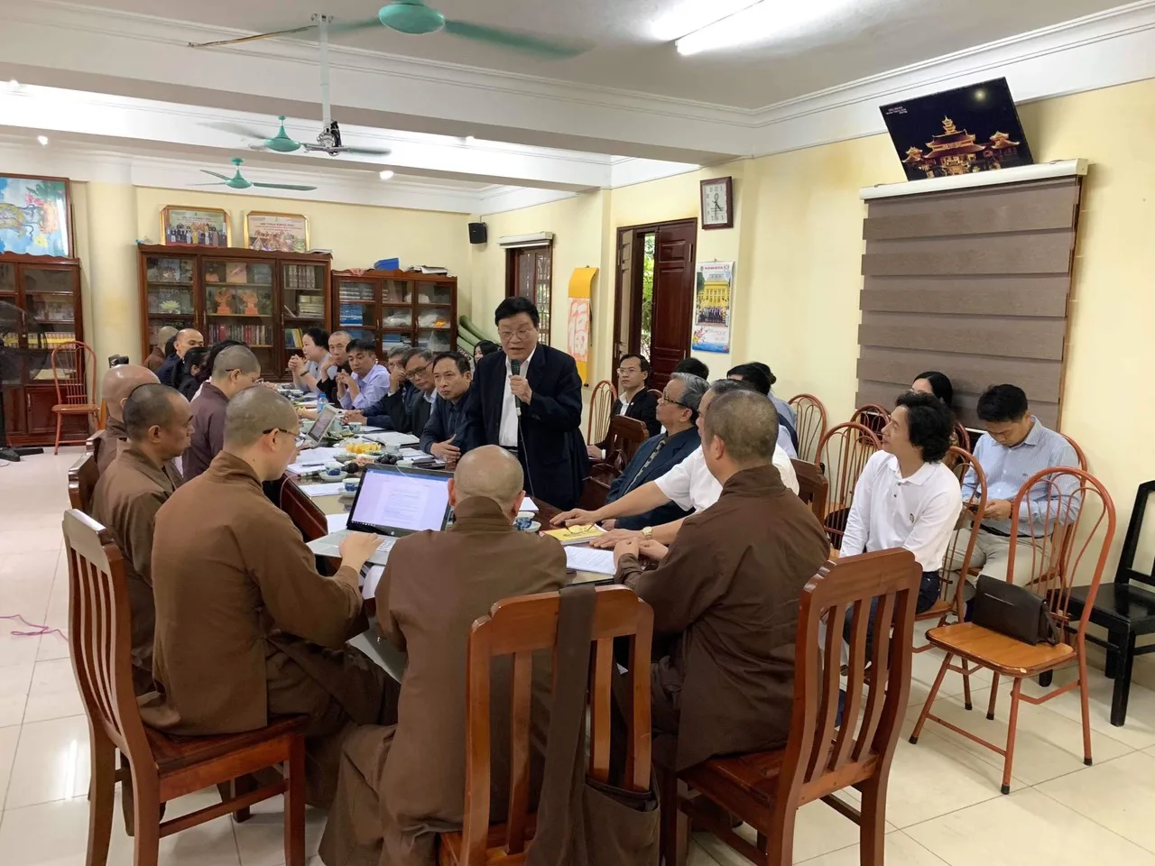 Phiên họp trù bì công tác chuẩn bị Hội thảo khoa học quốc tế PGVN tại Lào và lễ tưởng niệm cầu siêu anh hùng liệt sĩ