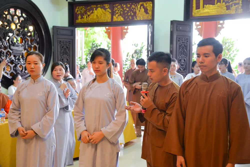 Sắc phục cư sĩ Phật giáo góp phần giữ gìn nét đẹp văn hoá Việt Nam