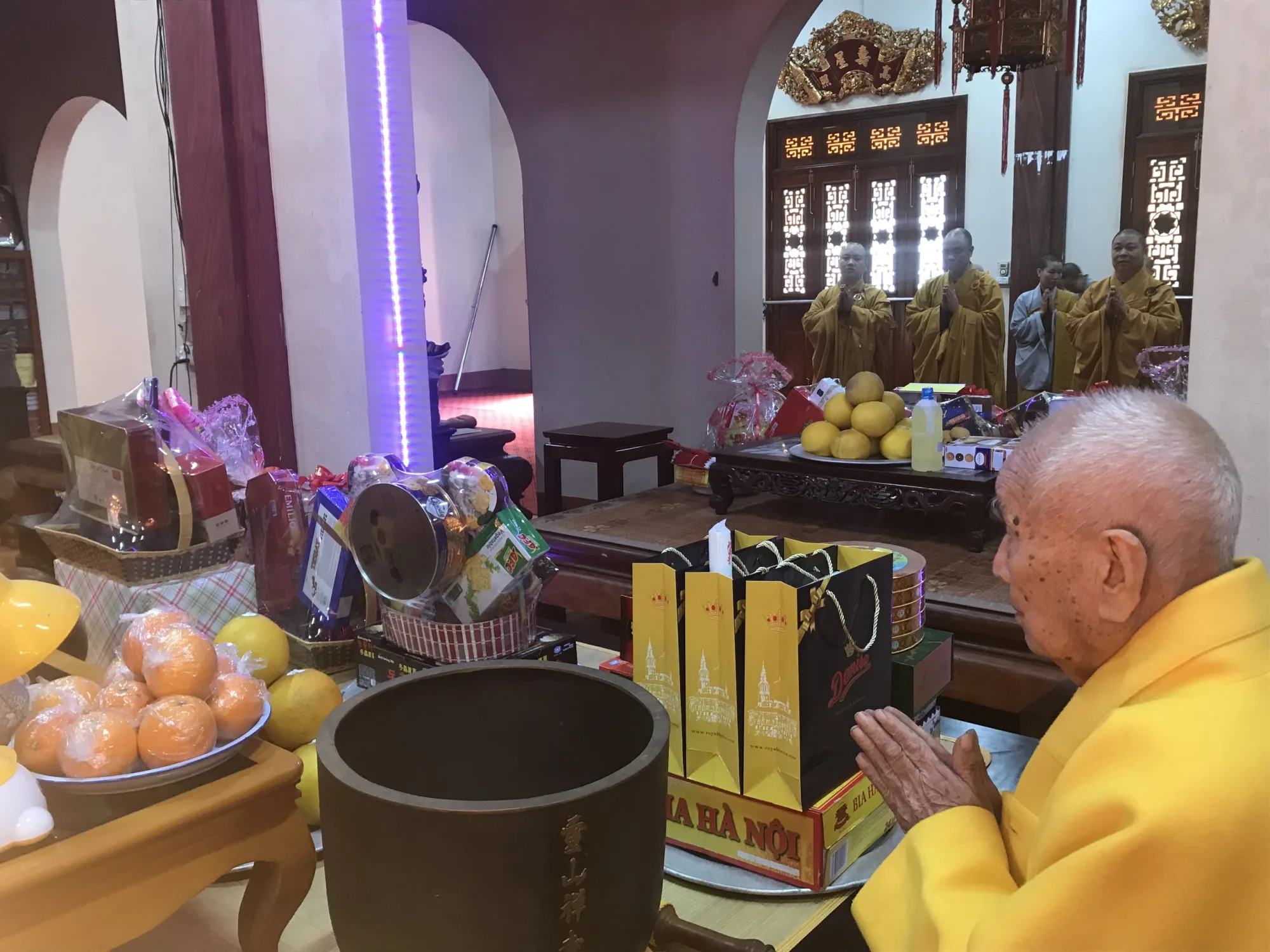 Trưởng Ban VHPGTW, TT Thích Thọ Lạc Chúc tết Hoà thượng Phó Pháp Chủ Thích Thanh Đàm