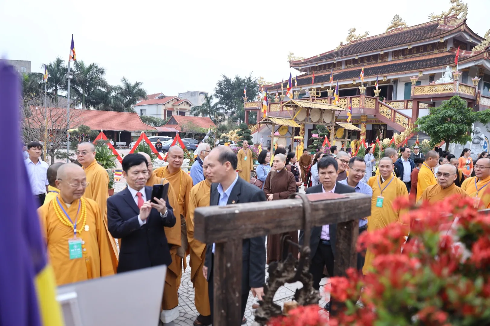 Quảng Bình: Lễ khai mạc triển lãm tranh và cổ vật “Phật Giáo tỉnh Quảng Bình xưa và nay”