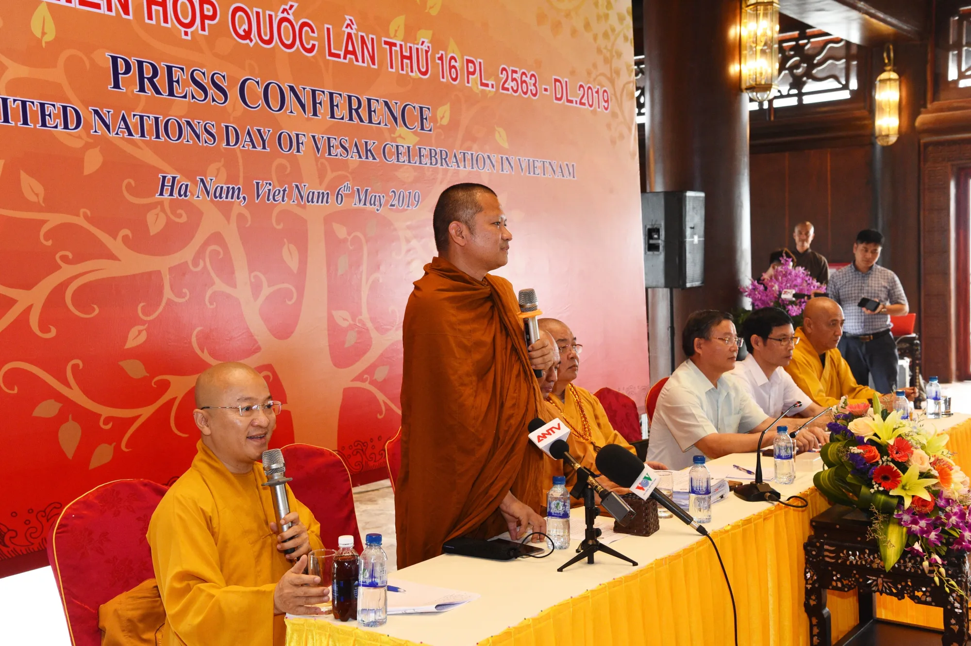 HỌP BÁO TRƯỚC THỀM KHAI MẠC ĐẠI LỄ PHẬT ĐẢN LHQ LẦN THỨ 16 TẠI TAM CHÚC (VIỆT NAM).