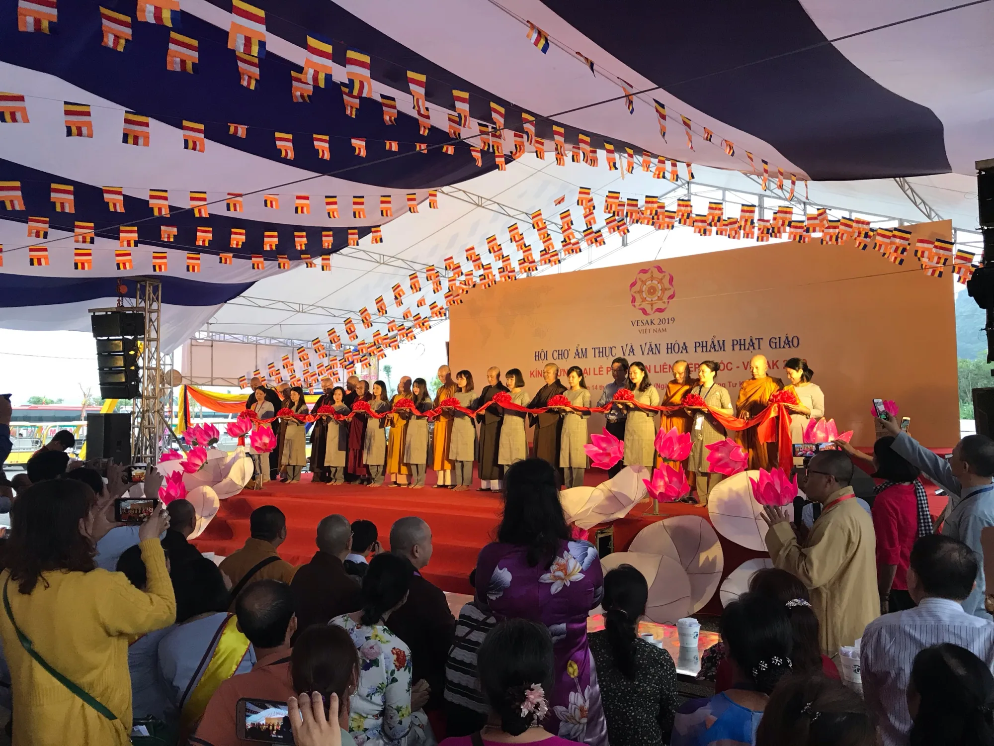[VESAK 2019] Khai mạc chuỗi sự kiện văn hóa Phật giáo chào mừng Đại lễ Vesak Liên Hợp Quốc 2019