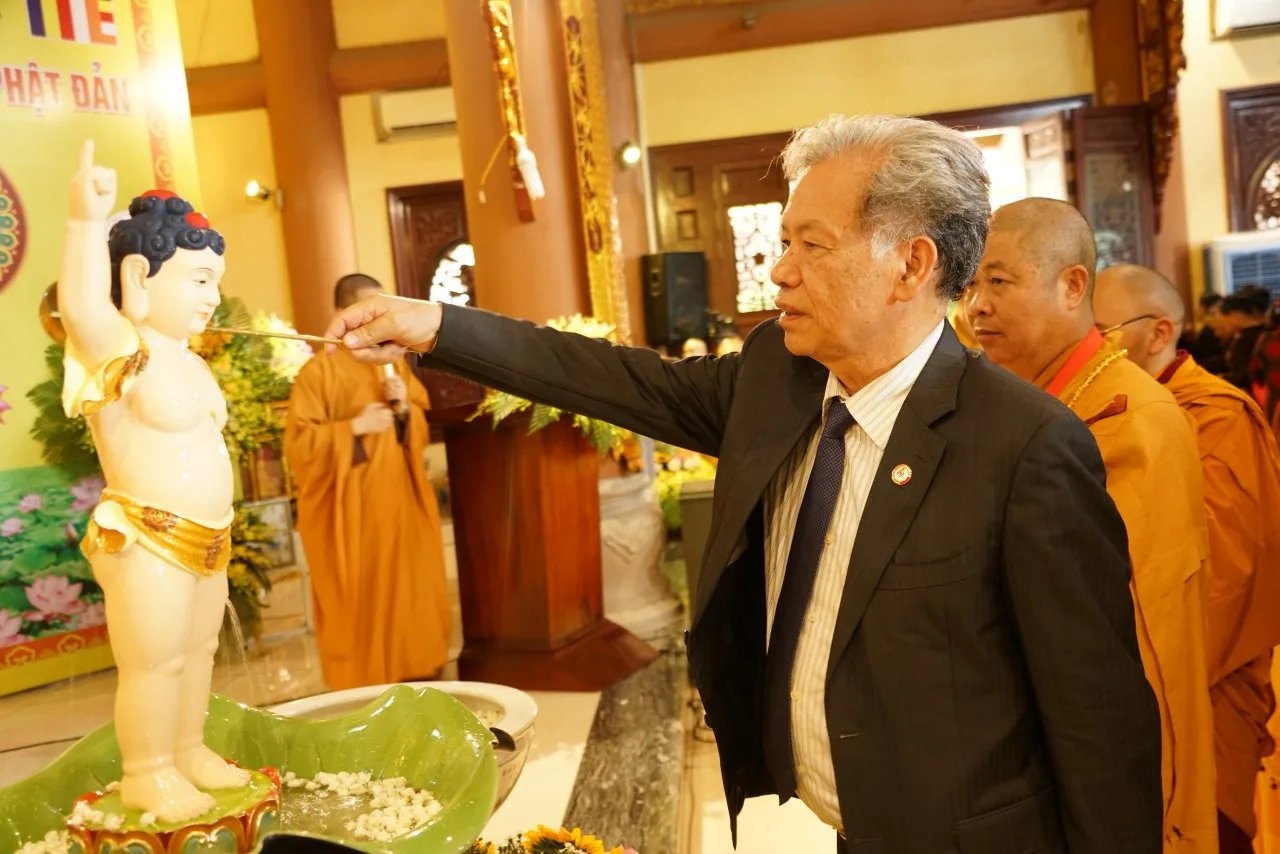 ĐẠI LỄ PHẬT ĐẢN CHÙA YÊN PHÚ – LỄ TRAO XÁC LẬP KỶ LỤC CHO BAN VĂN HÓA TRONG ĐẠI LỄ PHẬT ĐẢN LHQ VESAK 2019