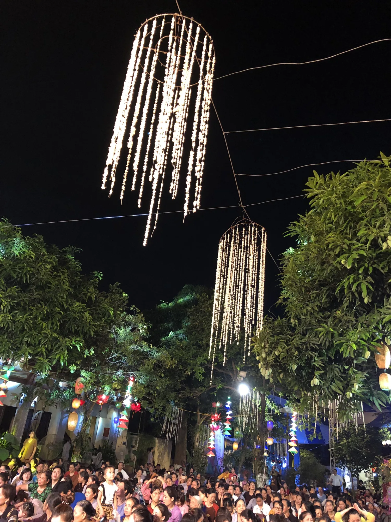 ĐẠI LỄ PHẬT ĐẢN CHÙA QUAN ÂM - XÃ XUÂN CANH - HUYỆN ĐÔNG ANH - HÀ NỘI