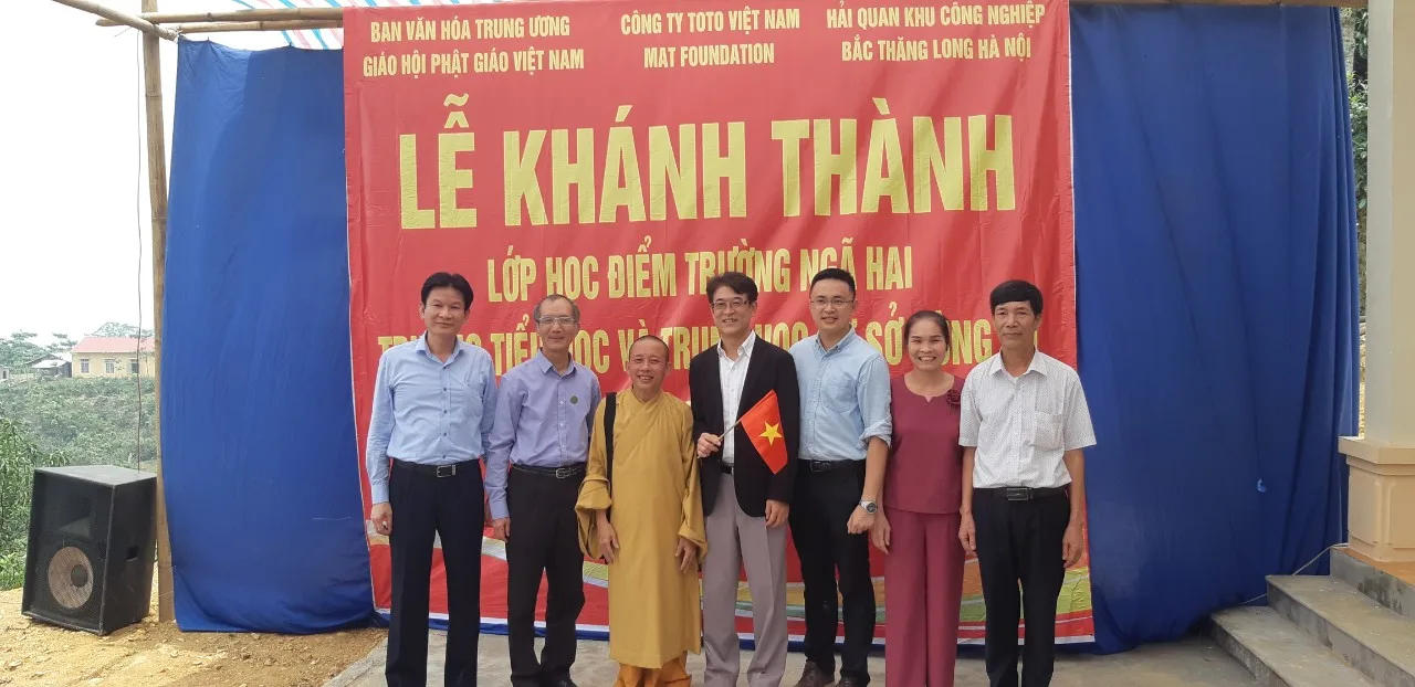 Ban Văn hoá TWGHPG VN: KHÁNH THÀNH LỚP HỌC CHO TRẺ NGHÈO SÙNG ĐÔ (YÊN BÁI)