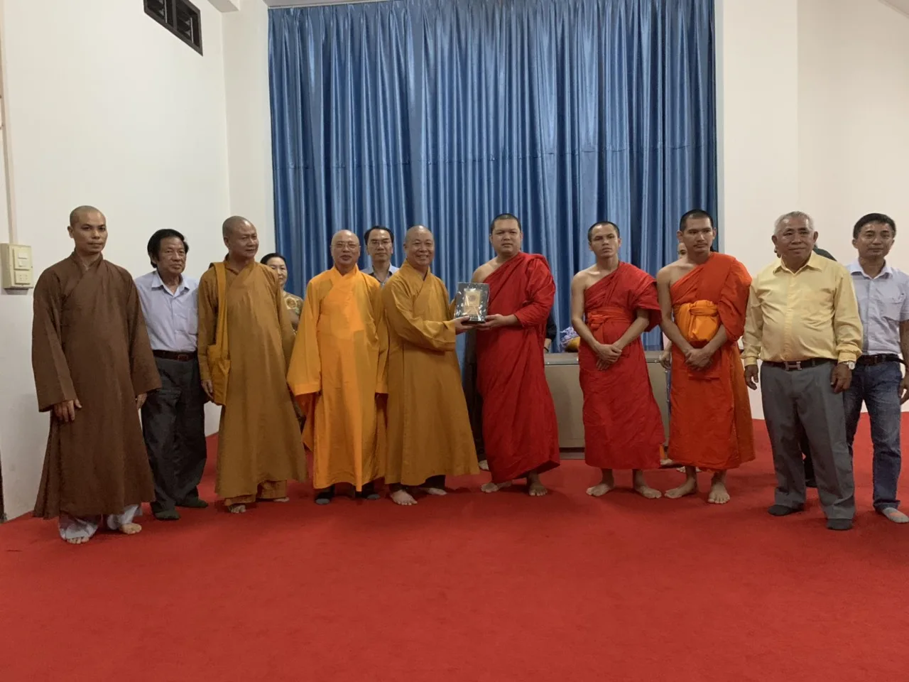 Ban Văn hóa TƯ GHPG VN: KHẢO SÁT CÁC NGÔI CHÙA VIÊT NAM TẠI NƯỚC LÀO