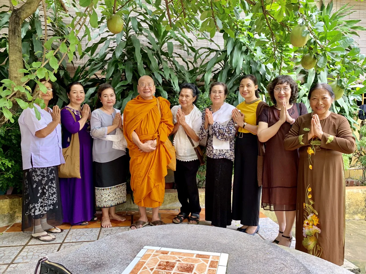 Ban Văn hóa TƯ GHPG VN: KHẢO SÁT CÁC NGÔI CHÙA VIÊT NAM TẠI NƯỚC LÀO