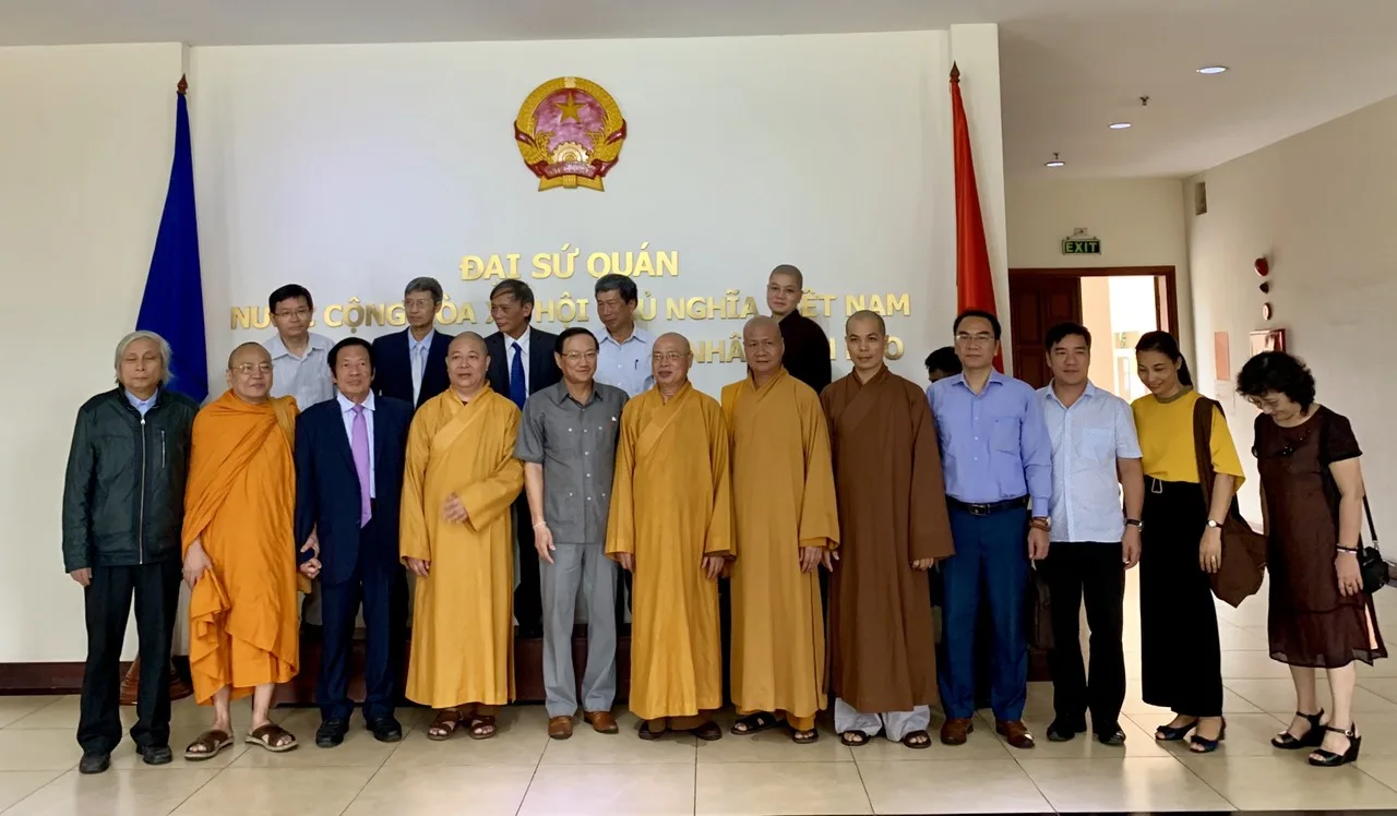 Ban Văn hóa TƯ GHPG VN: KHẢO SÁT CÁC NGÔI CHÙA VIÊT NAM TẠI NƯỚC LÀO