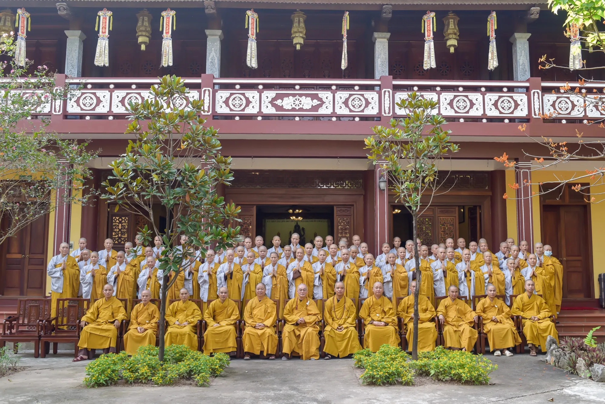 Trường hạ Hưng Khánh tổ chức lễ bế giảng lớp an cư kiết hạ 2020 & lễ dâng Y