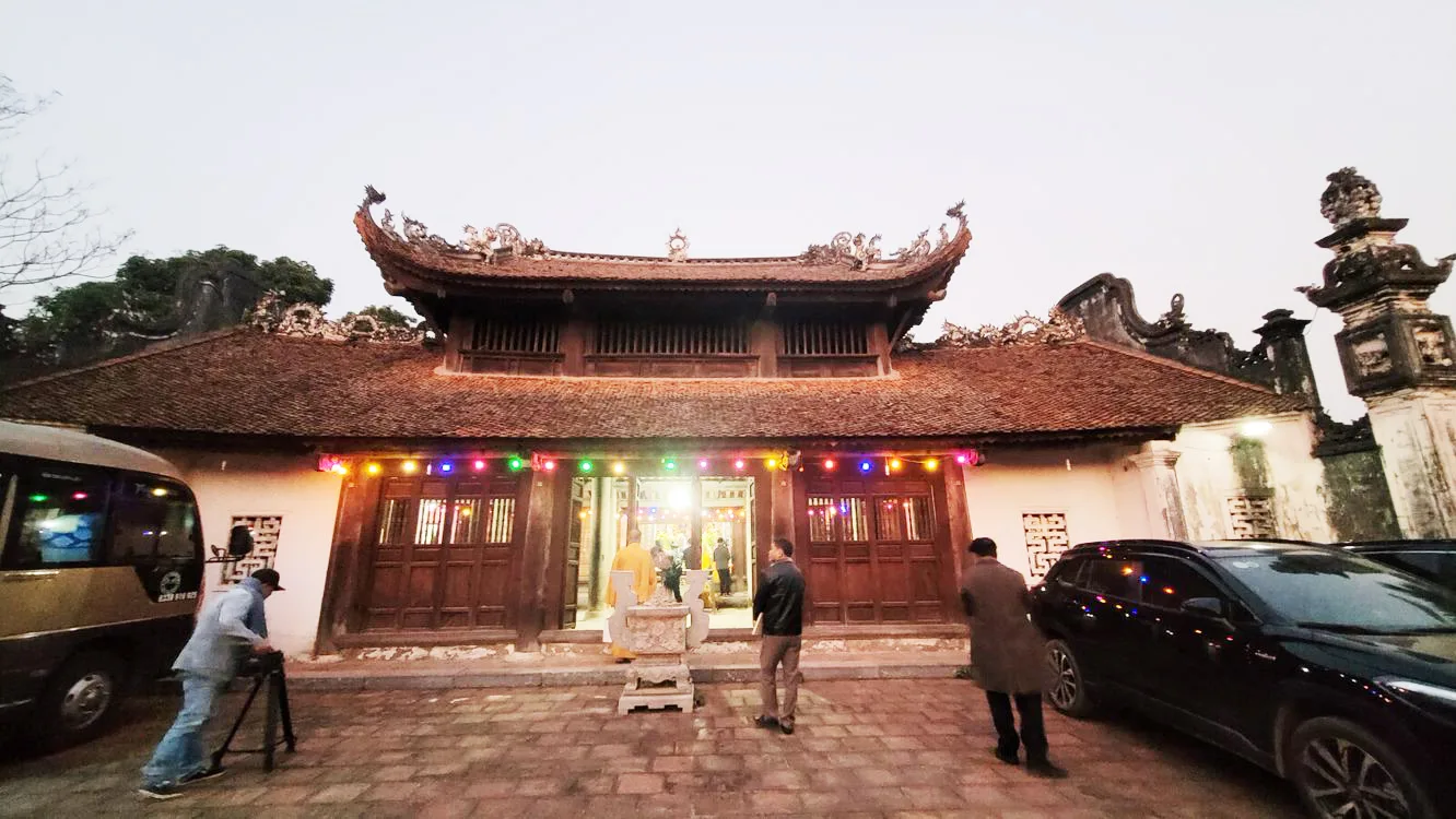Chùa Trăm Gian - Linh thiêng ngôi cổ tự xứ Đông