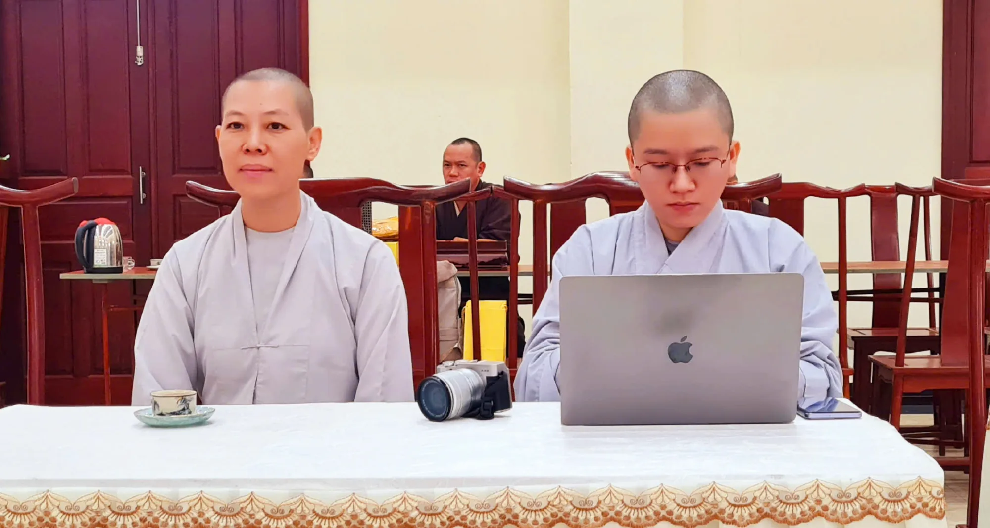 Ban Văn hoá Trung ương GHPGVN cùng Ban Trị sự GHPGVN tỉnh Gia Lai thực hiện lễ Ký kết hợp tác thực hiện 4 đề án: Pháp phục, Ngôn ngữ, Kiến trúc, Di sản