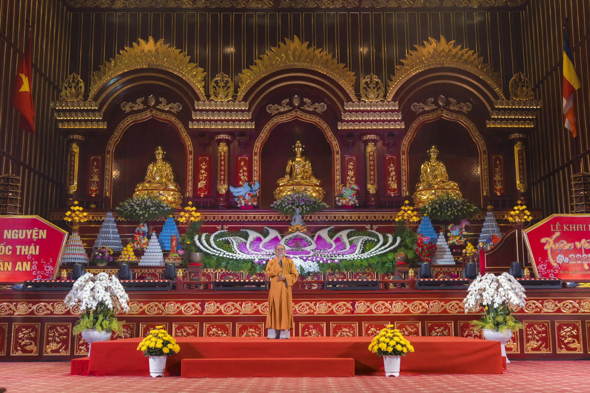 Ban Văn hoá Trung ương GHPGVN công bố kết quả chung kết cuộc vận động sáng tác nghệ thuật Phật giáo "Sáng đạo trong đời"