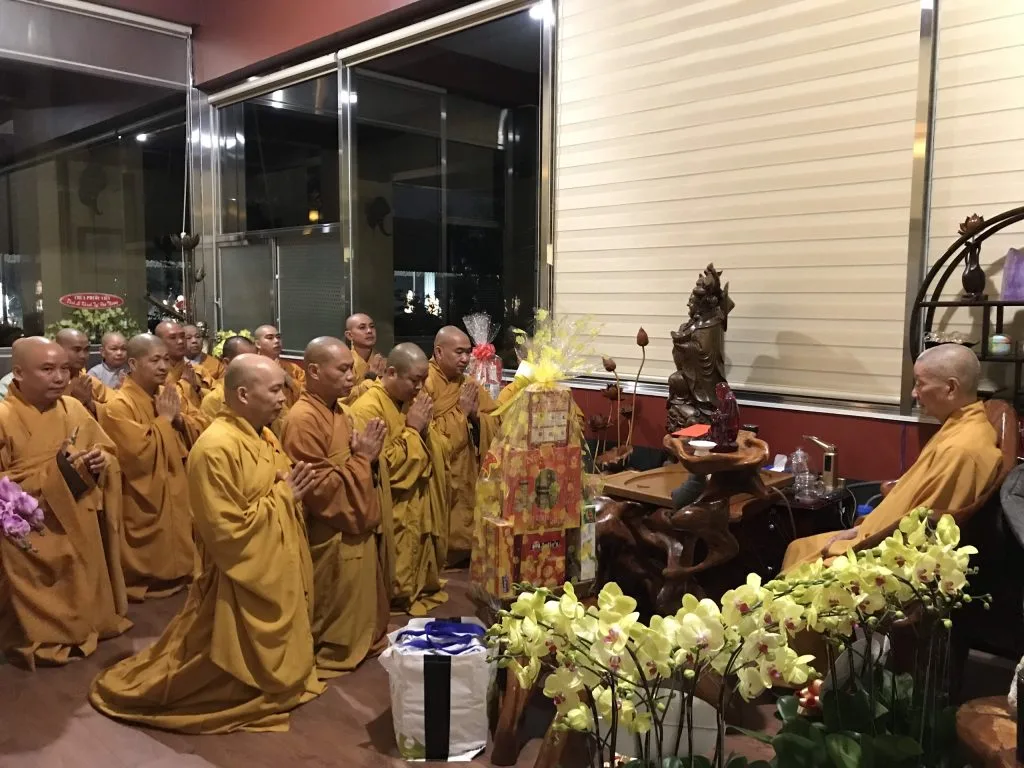 Ban Văn hoá TƯ khánh tuế, chúc Tết HT.Đệ nhất Phó Pháp chủ, HT.Chủ tịch HĐTS cùng chư Tôn đức Phó Chủ tịch HĐTS GHPGVN