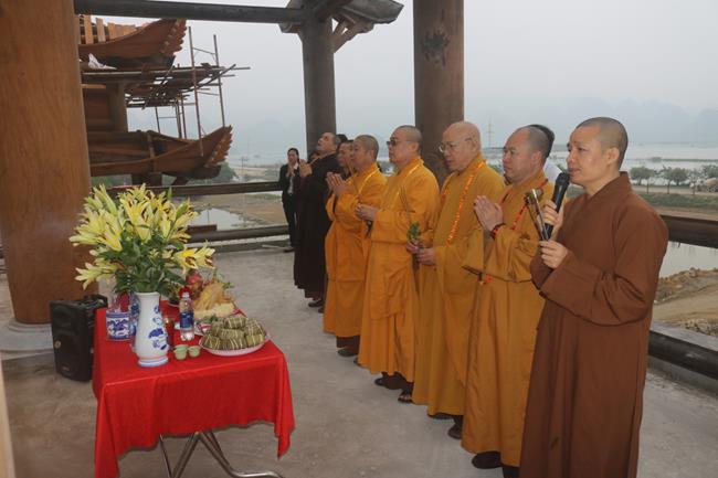 Hà Nam: Hội Đồng Trị Sự TƯ GHPGVN thăm và khảo sát chùa Tam Chúc