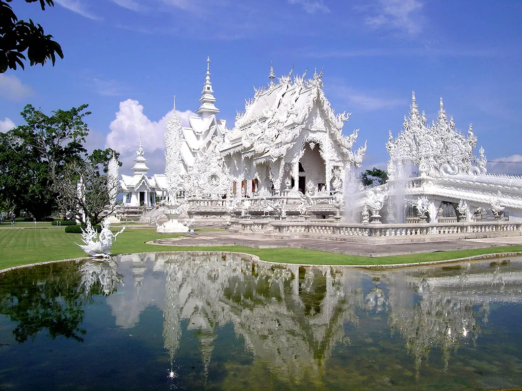 17 ngôi chùa ăn ảnh nhất Đông Nam Á