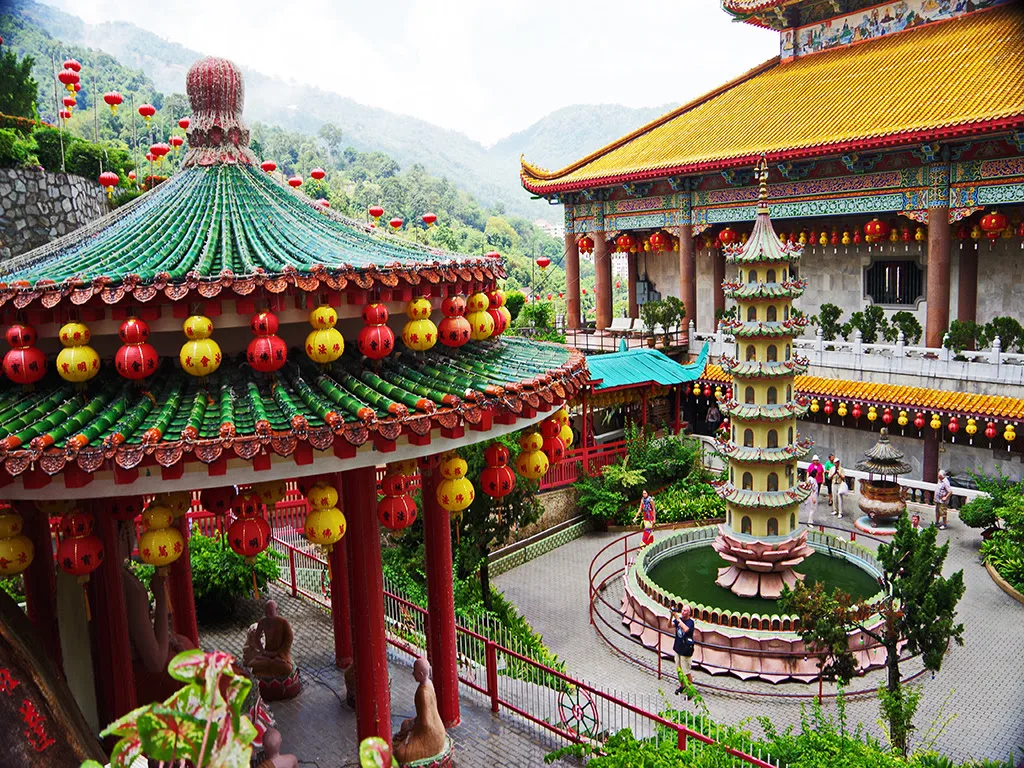 17 ngôi chùa ăn ảnh nhất Đông Nam Á