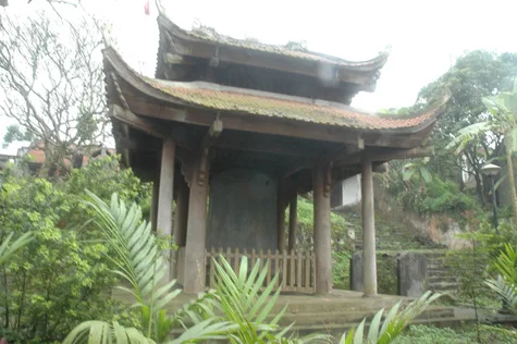 Long Đọi Sơn, cổ tự nghìn năm tuổi