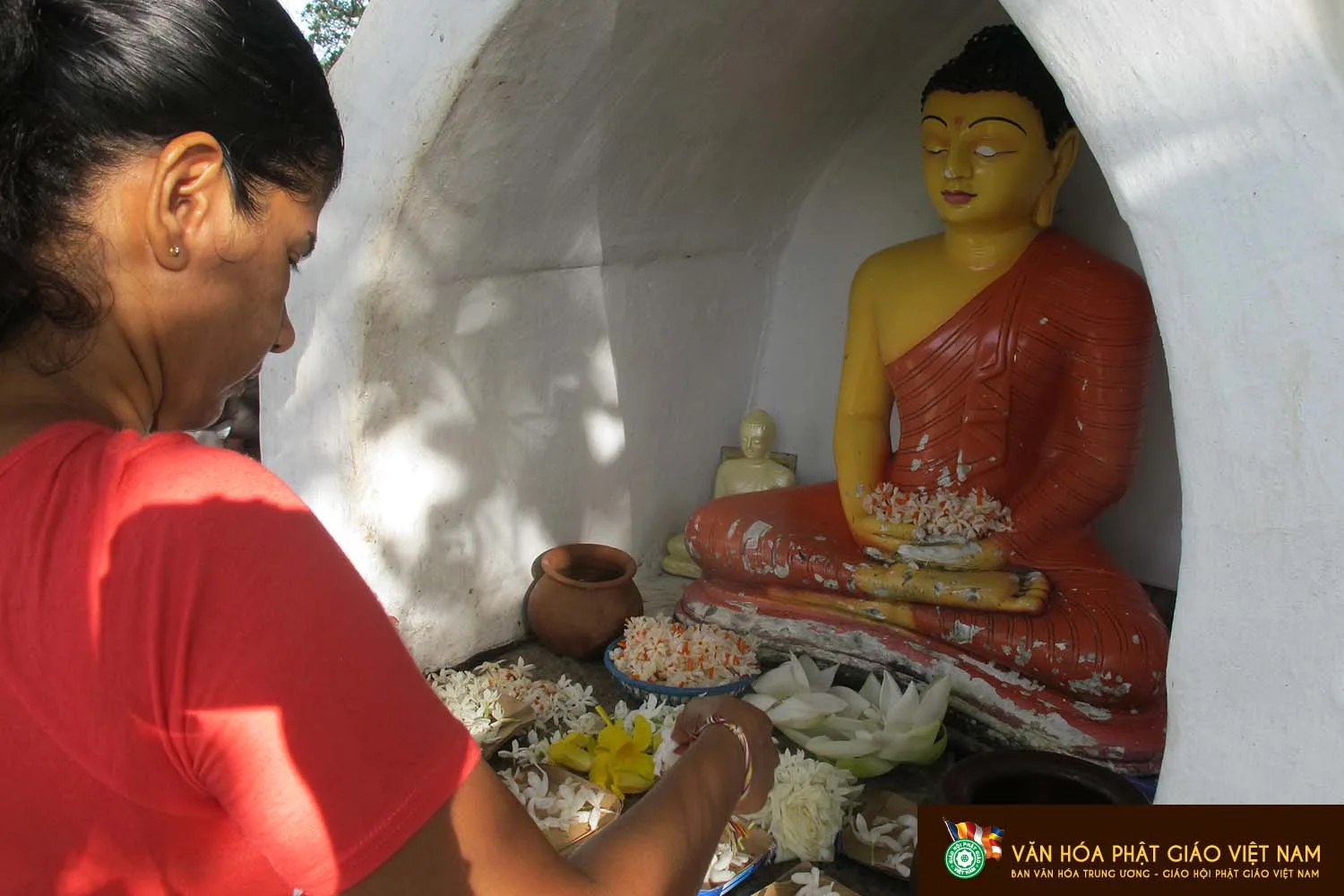SRI LANKA NƠI MỖI CON ĐƯỜNG ĐỀU CÓ HÌNH DÁNG PHẬT