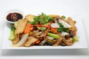 Cách làm phở xào chay ngon đậm vị