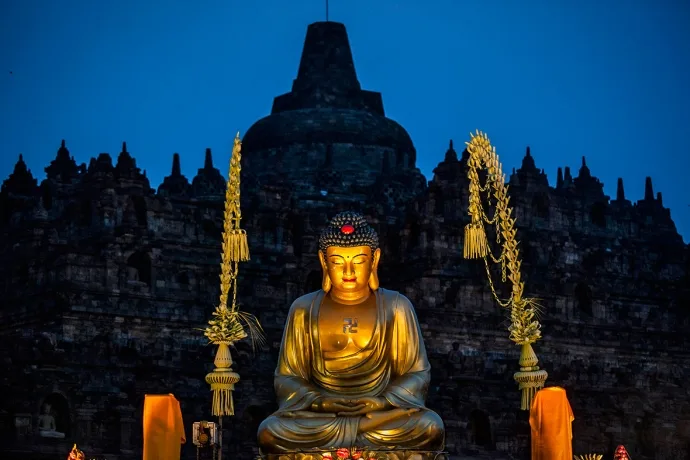 Phật nói “họa từ miệng mà ra", miệng đời là nạn khó tránh