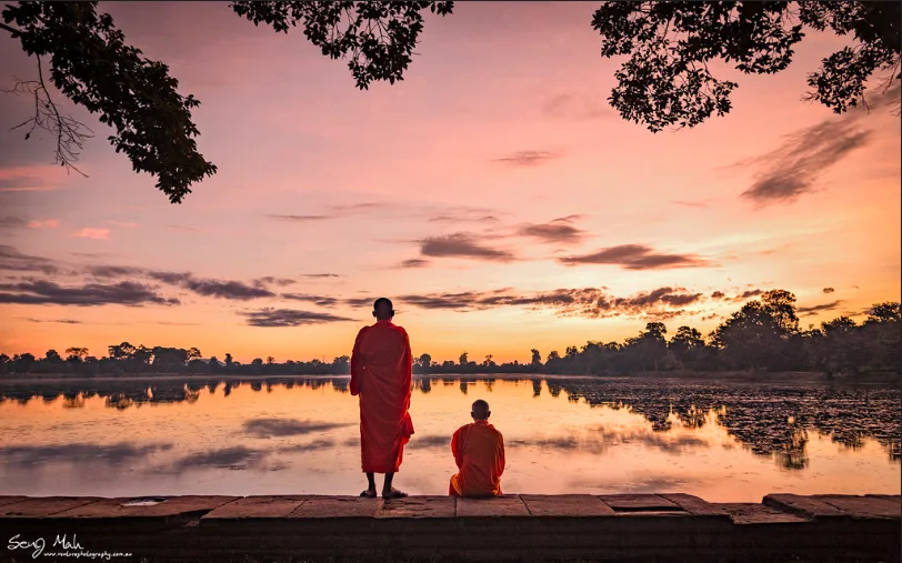 Người tại gia tu Phật