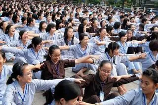 Vì sao bạn đi chùa?