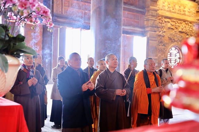 Ban Văn hoá TƯ GHPGVN Khảo sát quần thể tâm linh chùa Tam Chúc chuẩn bị Vesak 2019