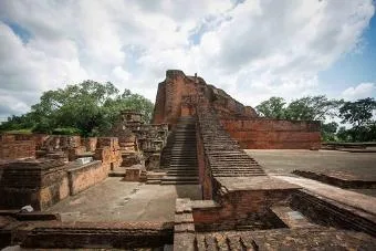 Đại học Phật giáo thành Di sản thế giới