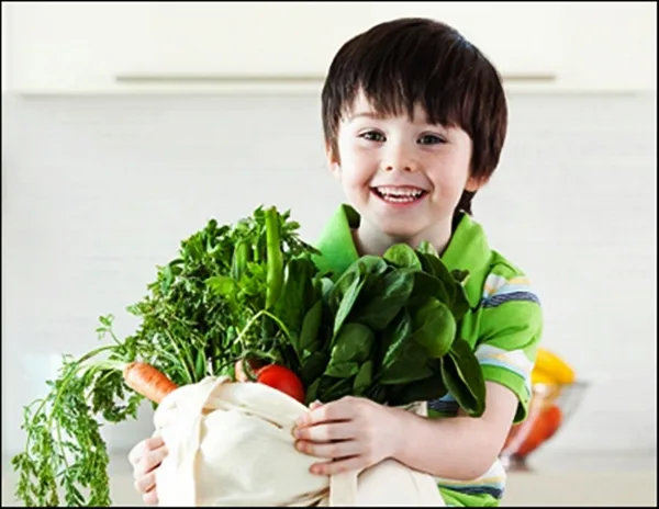 5 cách khuyến khích trẻ ăn rau củ quả