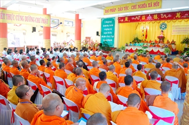 Tổ chức Hội nghị chuyên đề Phật giáo Nam tông Khmer lần thứ VIII