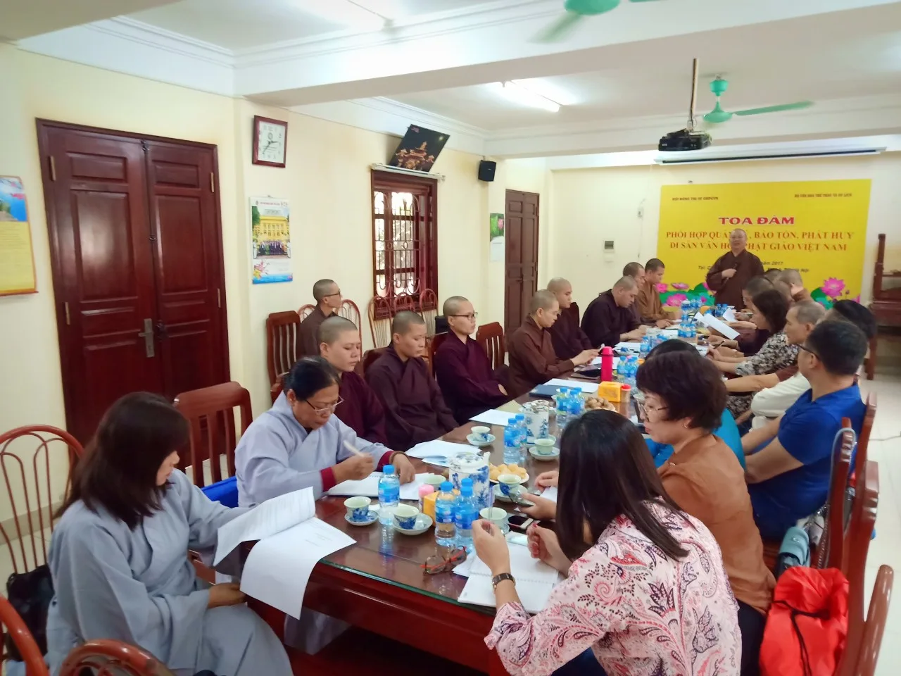 Họp trù bị chương trình tổng kết cuối năm 2018 Ban VH