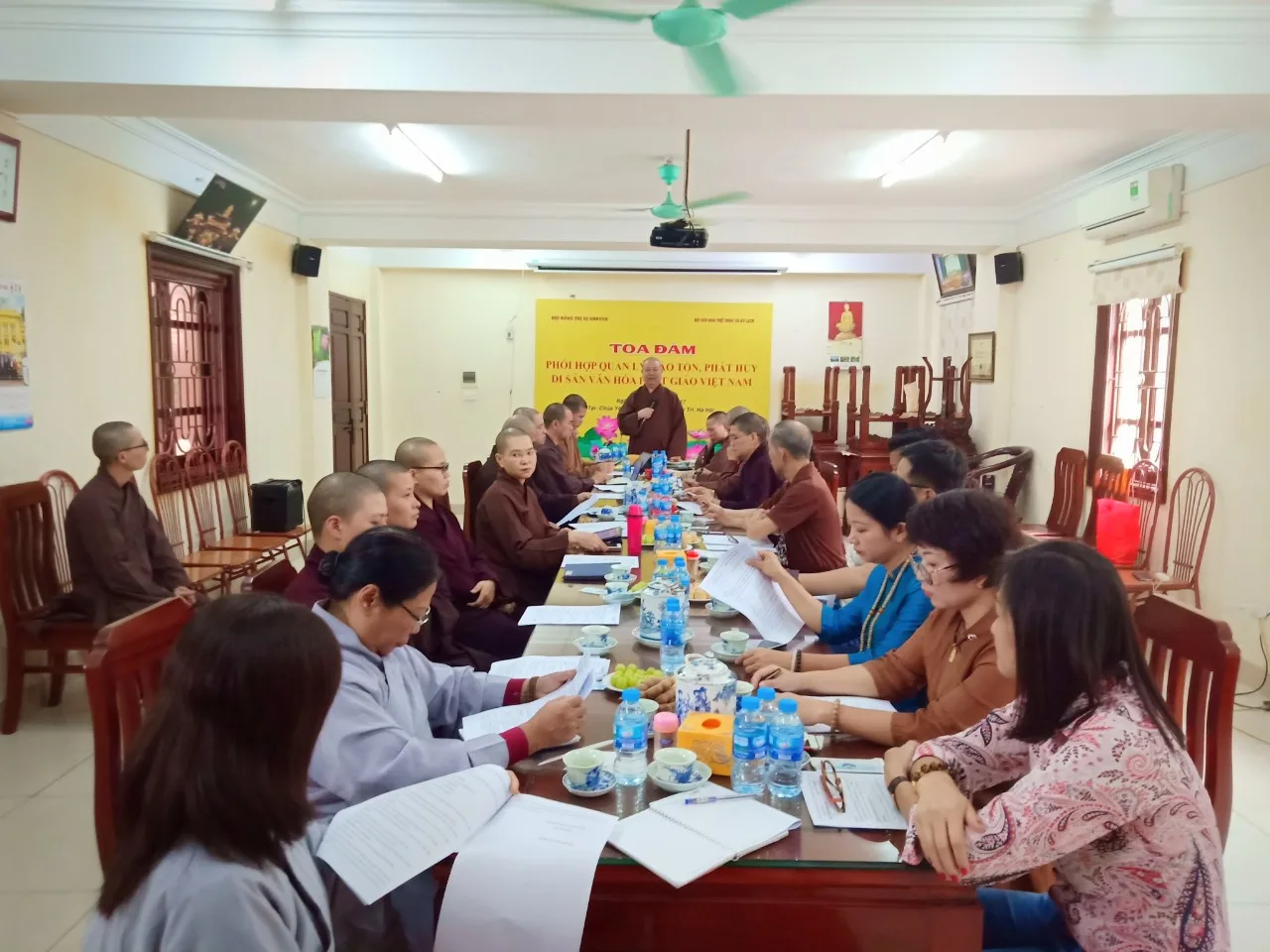 Họp trù bị chương trình tổng kết cuối năm 2018 Ban VH