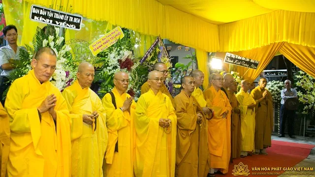 Tp.HCM: Phụng tống kim quan cố HT.Thích Trung Hậu nhập bảo tháp