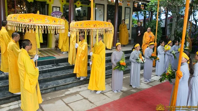 Tp.HCM: Phụng tống kim quan cố HT.Thích Trung Hậu nhập bảo tháp