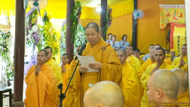 Tp.HCM: Phụng tống kim quan cố HT.Thích Trung Hậu nhập bảo tháp