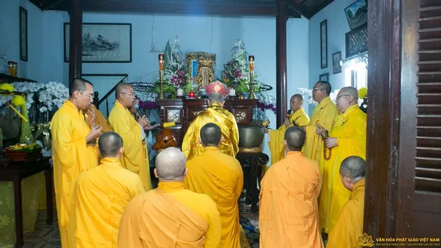 Tp.HCM: Phụng tống kim quan cố HT.Thích Trung Hậu nhập bảo tháp