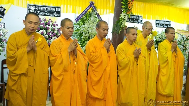 Tp.HCM: Phụng tống kim quan cố HT.Thích Trung Hậu nhập bảo tháp