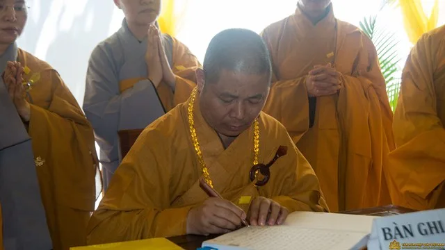 Ban Văn Hóa Trung Ương GHPGVN viếng tang cố Hòa Thượng Thích Trung Hậu