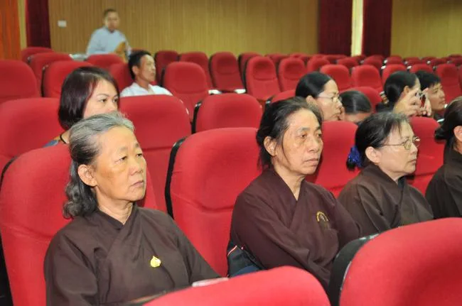 Lễ khai giảng lớp bồi dưỡng kiến thức Luật học cho Ni giới Hà Nội