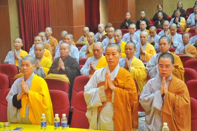 Lễ khai giảng lớp bồi dưỡng kiến thức Luật học cho Ni giới Hà Nội