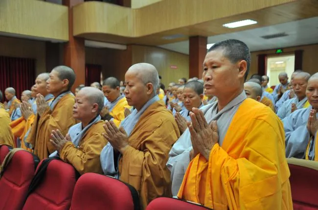 Lễ khai giảng lớp bồi dưỡng kiến thức Luật học cho Ni giới Hà Nội