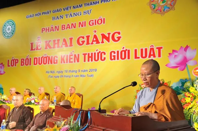 Lễ khai giảng lớp bồi dưỡng kiến thức Luật học cho Ni giới Hà Nội