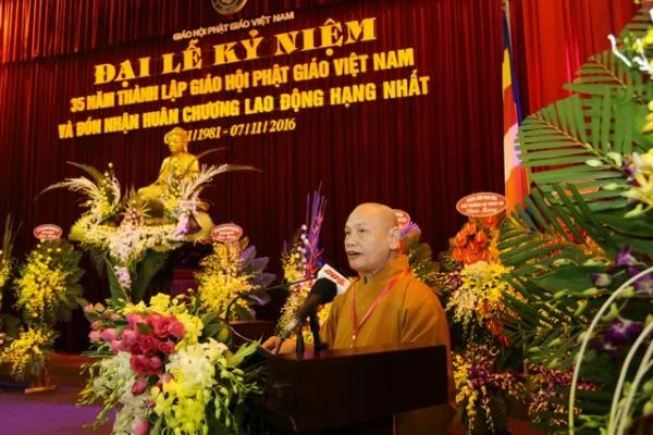 Giáo hội Phật giáo Việt Nam kỷ niệm 35 năm thành lập và đón nhận Huân chương Lao động hạng nhất